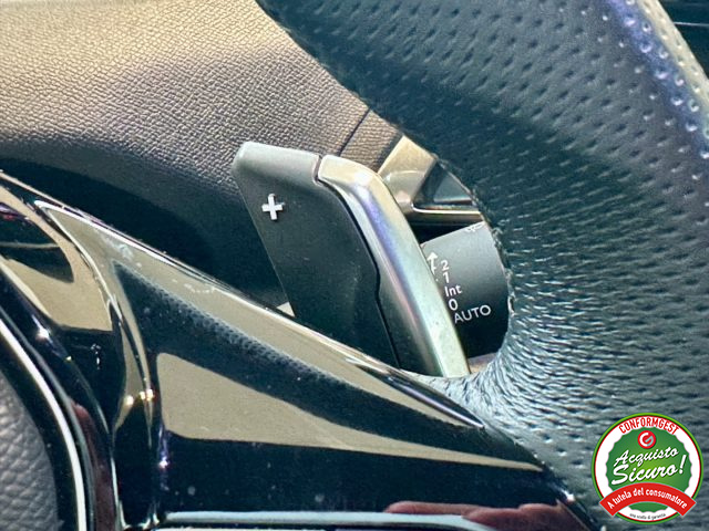 PEUGEOT 3008 usata, con Sedili sportivi