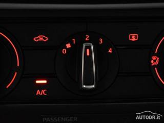 SEAT Ibiza usata, con Sensori di parcheggio posteriori