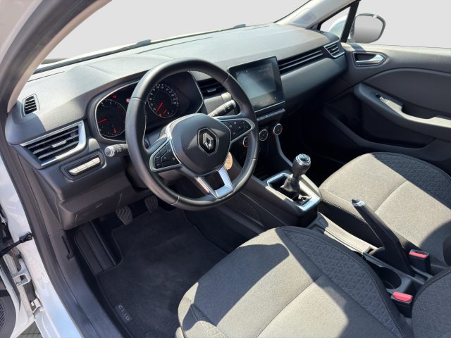 RENAULT Clio usata 8