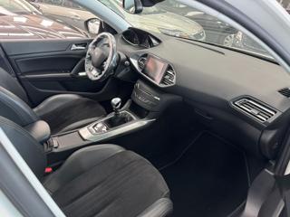 PEUGEOT 308 usata, con Fendinebbia