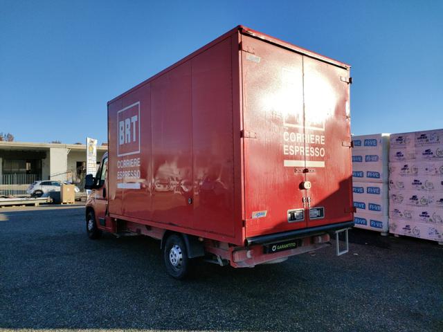 PEUGEOT Boxer usata, con MP3