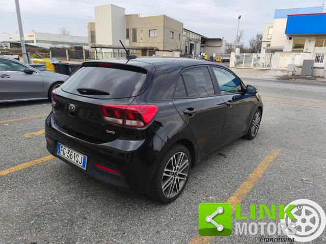 KIA Rio usata, con Autoradio