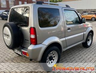SUZUKI Jimny usata, con Servosterzo