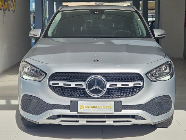 MERCEDES-BENZ GLA 180 usata, con Autoradio