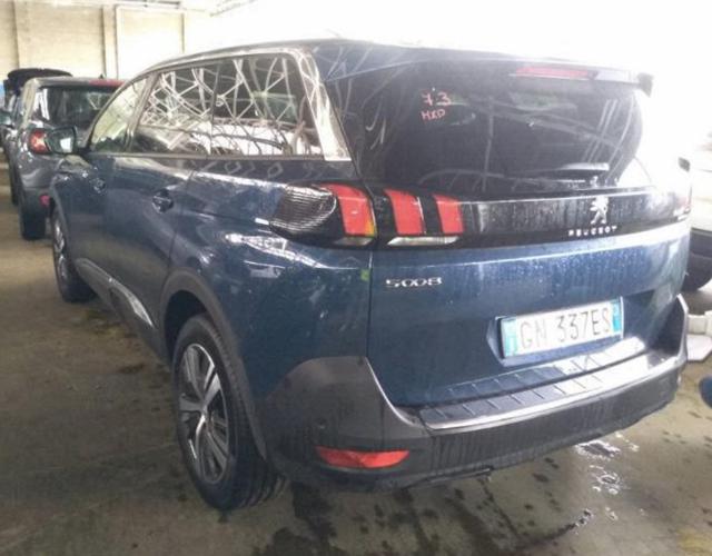 PEUGEOT 5008 usata, con Alzacristalli elettrici