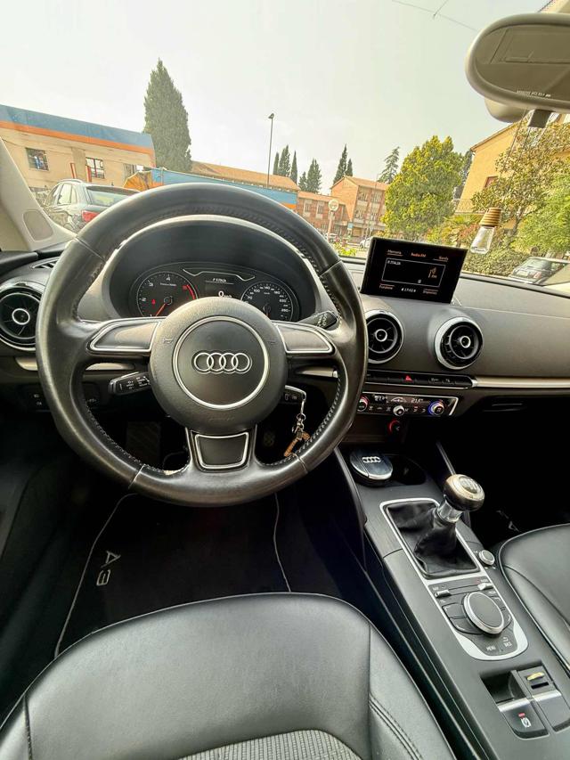 AUDI A3 usata, con Park Distance Control