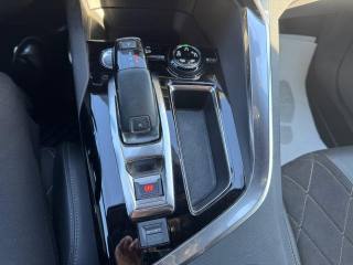 PEUGEOT 5008 usata, con Lettore CD
