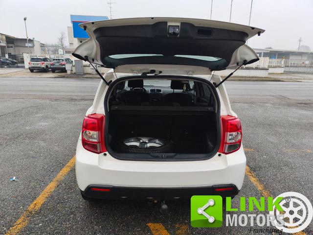 TOYOTA Urban Cruiser usata, con Specchietti laterali elettrici