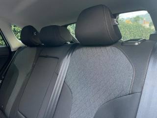 MG HS usata, con Specchietti laterali elettrici