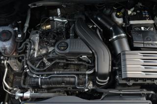 VOLKSWAGEN Tayron usata, con Specchietto retrovisore con funzione antiabbagliamento