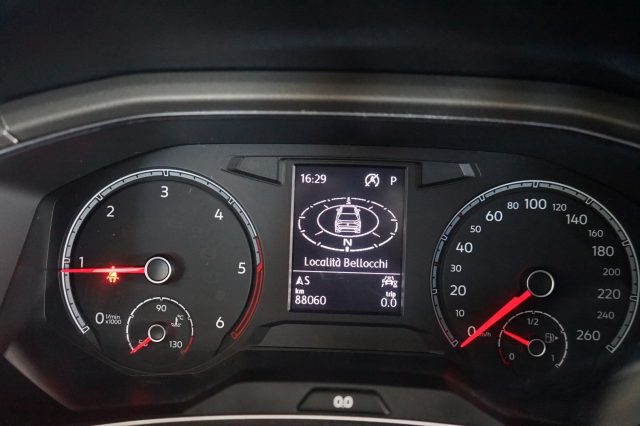 VOLKSWAGEN T-Roc usata 29