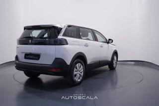 PEUGEOT 5008 usata, con Autoradio