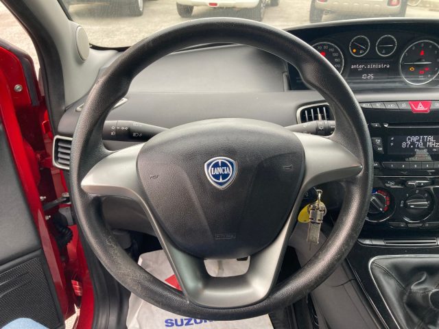 LANCIA Ypsilon usata, con ESP
