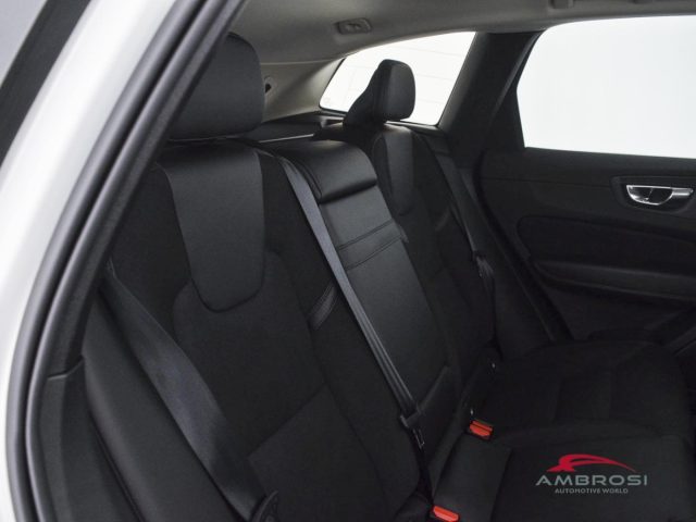 VOLVO XC60 usata 10