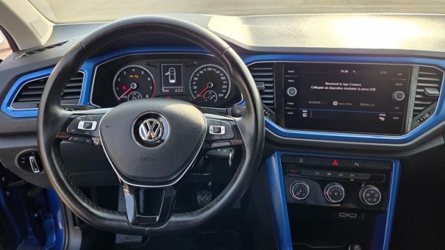 VOLKSWAGEN T-Roc usata, con Volante in pelle