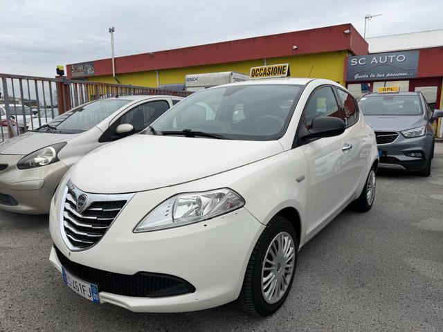 LANCIA Ypsilon usata, con ABS