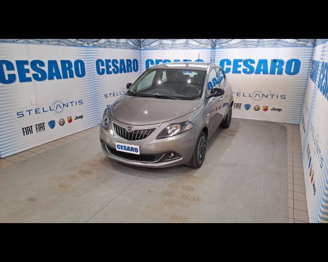 LANCIA Ypsilon usata, con Airbag