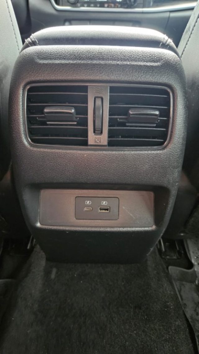 NISSAN Qashqai usata, con Interni in pelle