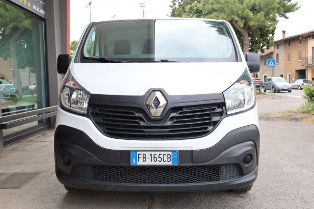RENAULT Trafic usata 82