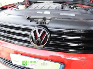 VOLKSWAGEN Passat usata, con Autoradio