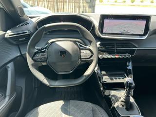 PEUGEOT 2008 usata, con Controllo automatico clima