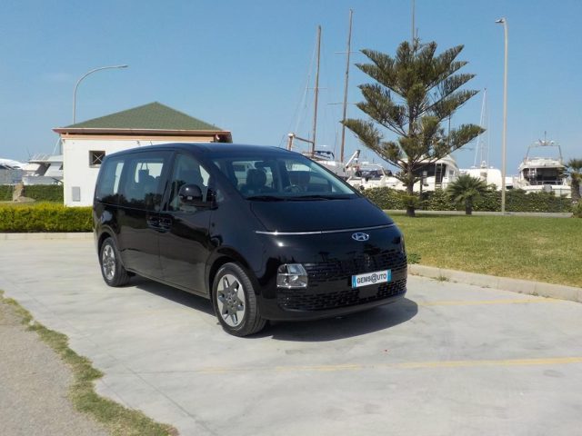 HYUNDAI Staria usata, con Start/Stop Automatico