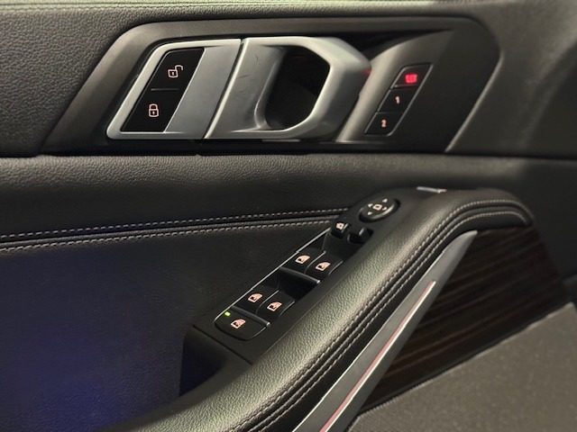 BMW X5 usata, con Leve al volante