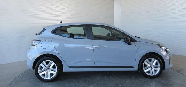 RENAULT Clio usata, con Climatizzatore