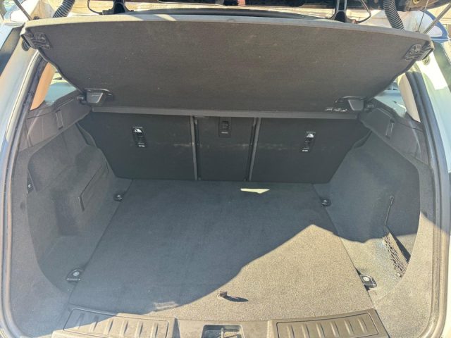 LAND ROVER Range Rover Evoque usata, con Sedile posteriore sdoppiato