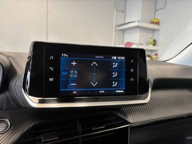PEUGEOT 2008 usata, con Controllo trazione