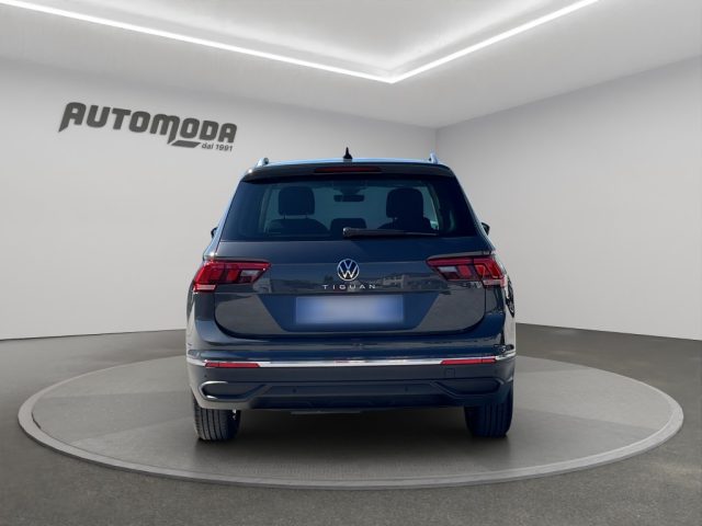 VOLKSWAGEN Tiguan usata, con Autoradio