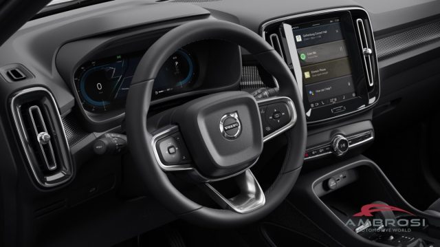 VOLVO XC40 usata 14