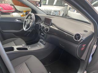 MERCEDES-BENZ B 180 usata, con Isofix