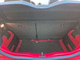 VOLKSWAGEN up! usata, con USB