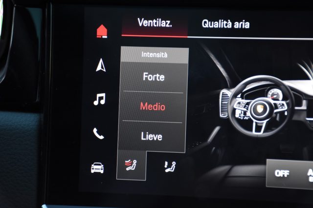 PORSCHE Cayenne usata, con Sensori di parcheggio posteriori