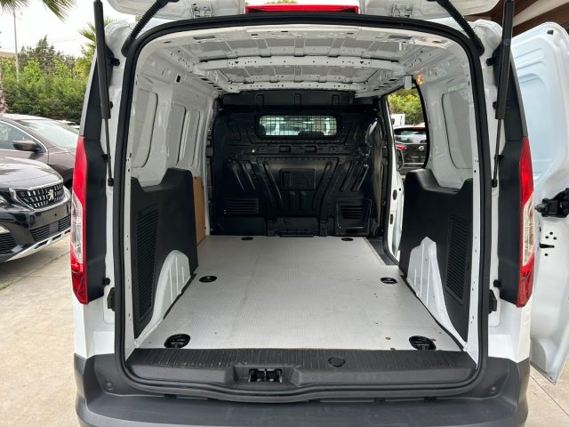 FORD Transit Connect usata, con Climatizzatore