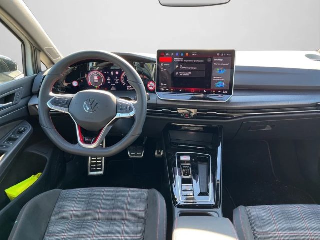 VOLKSWAGEN Golf usata, con Alzacristalli elettrici