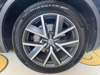 VOLKSWAGEN Touareg usata, con Boardcomputer