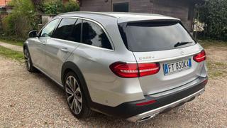 MERCEDES-BENZ E 220 usata, con Airbag Passeggero