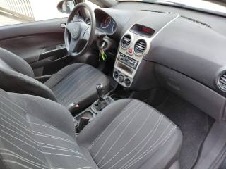 OPEL Corsa usata 24