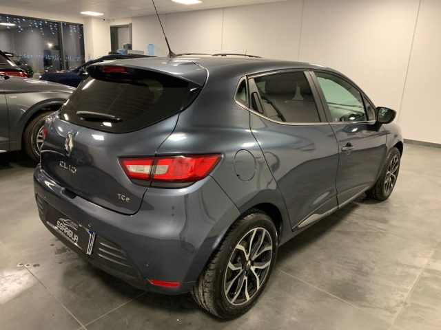 RENAULT Clio usata, con USB