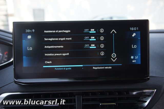 PEUGEOT 5008 usata, con Bluetooth
