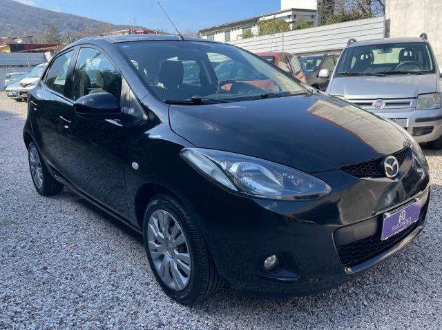 MAZDA 2 usata, con Autoradio