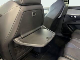 PEUGEOT 5008 usata, con Blind spot monitor