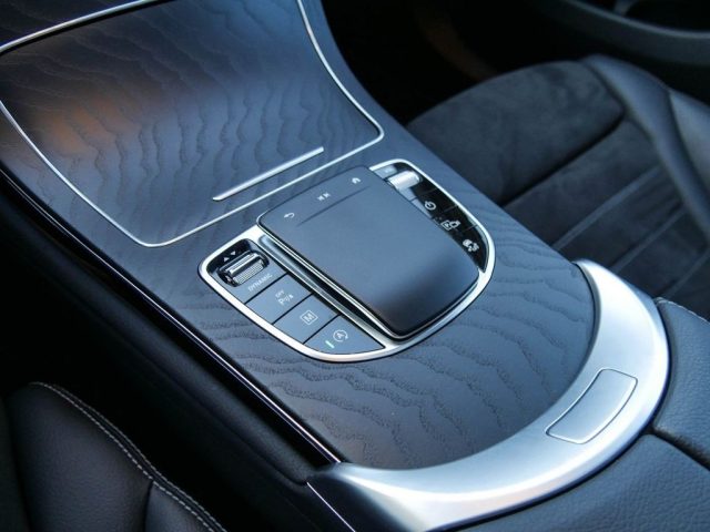 MERCEDES-BENZ GLC 300 usata, con Chiusura centralizzata