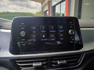 VOLKSWAGEN T-Roc usata, con Sound system