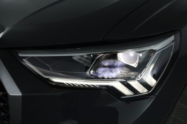 AUDI Q3 usata 8