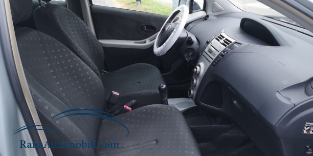 TOYOTA Yaris usata, con Climatizzatore