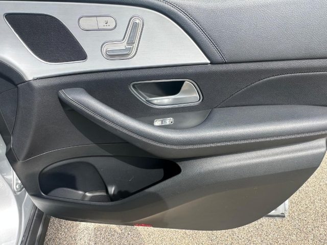 MERCEDES-BENZ GLE 300 usata, con Fari LED