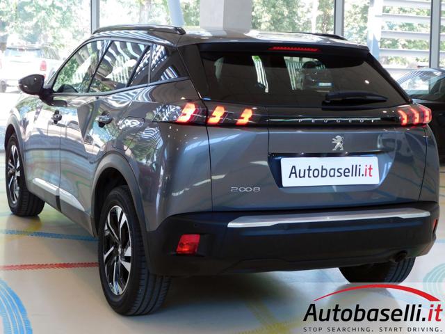 PEUGEOT 2008 usata, con Vetri oscurati